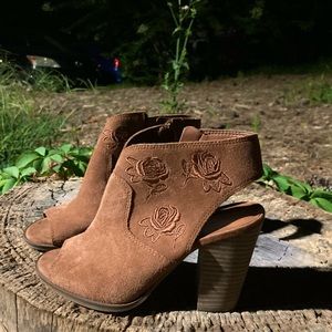 Lucky Brand Listana Suede Embroidered Booties Peep Toe Shoes Womens 7.5